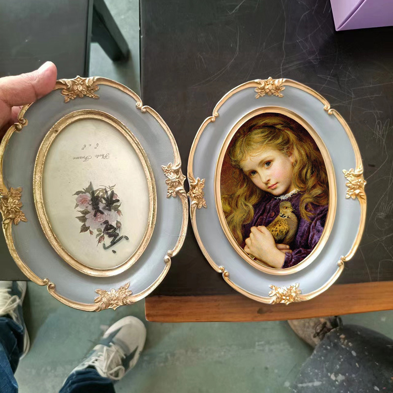 Resin Art Ideas - Porta-Retrato Oval Vintage de Resina Estilo